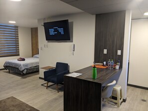 1 bedroom, iron/ironing board, WiFi, bed sheets - Cómodo y Céntrico Monoambiente (La Paz)