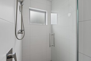 Dusche, Haartrockner