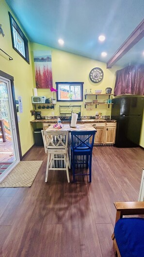 Fridge, microwave, coffee/tea maker, toaster
