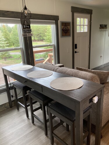 Cozy little tiny home close to Whitefish, Columbia Falls, and Airport