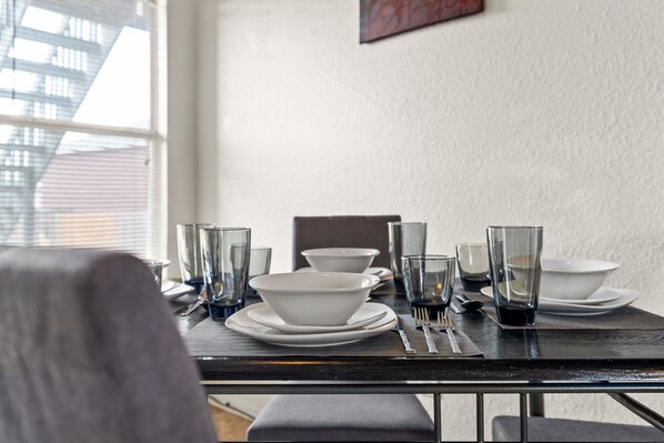 Dining - Cozy APT full amenities close to Ft Hood&Downtown (Killeen)