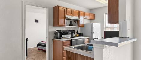 Fridge, microwave, oven, stovetop