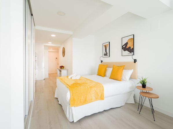 1 chambre, fer et planche à repasser, accès au Wi-Fi (inclus)