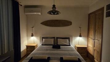 3 bedrooms, iron/ironing board, travel cot, free WiFi