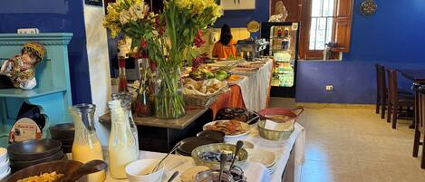 Desayuno completo incluido todos los días