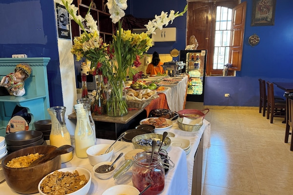 Free daily full breakfast