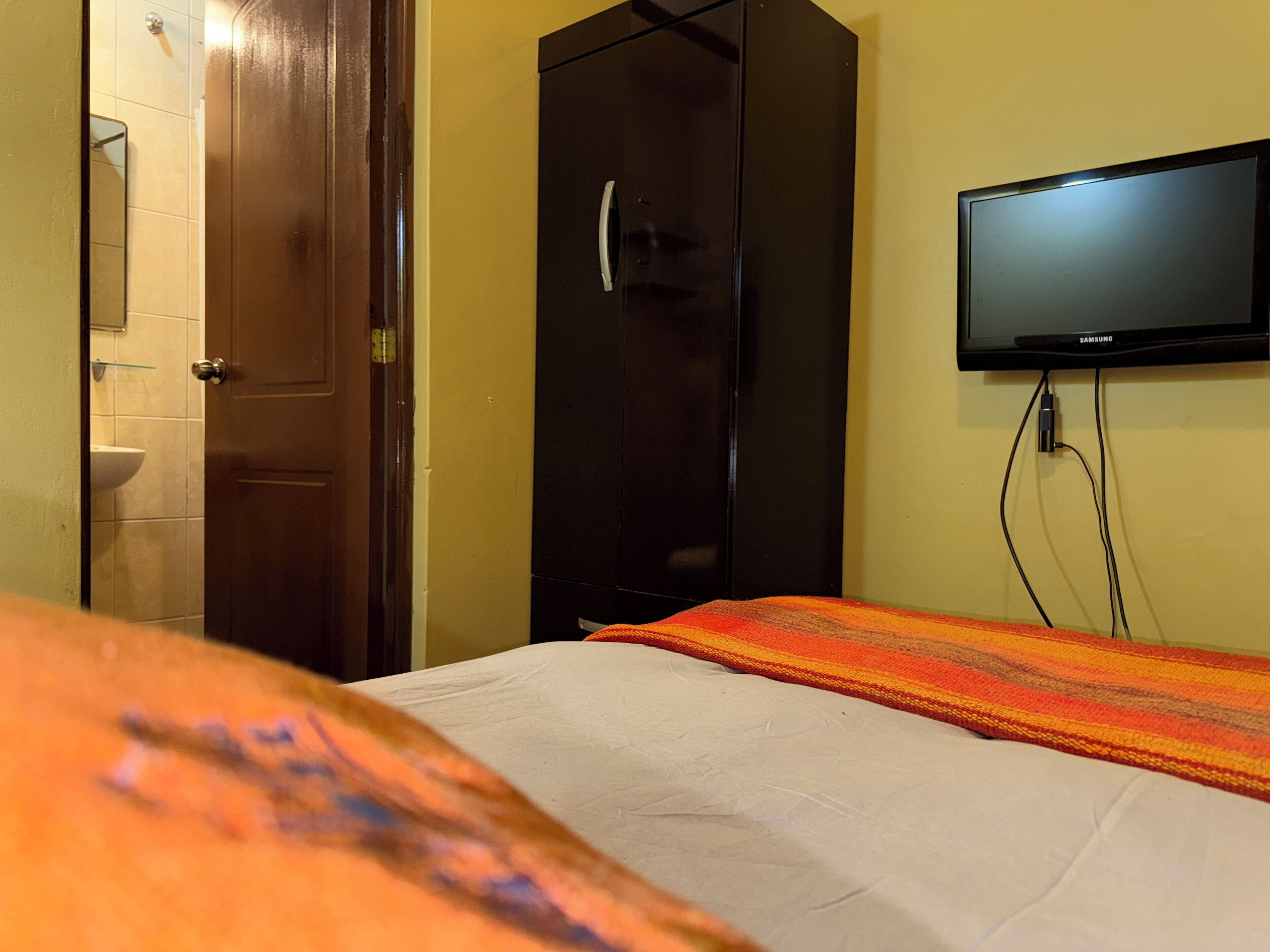 Classic Single Room | Bed sheets