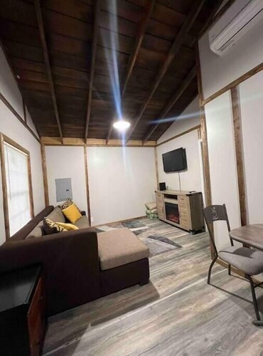 Appalachian Hideaways Cabin #2