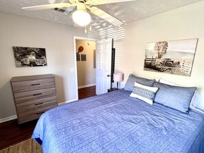 4 dormitorios, tabla de planchar con plancha, wifi y ropa de cama