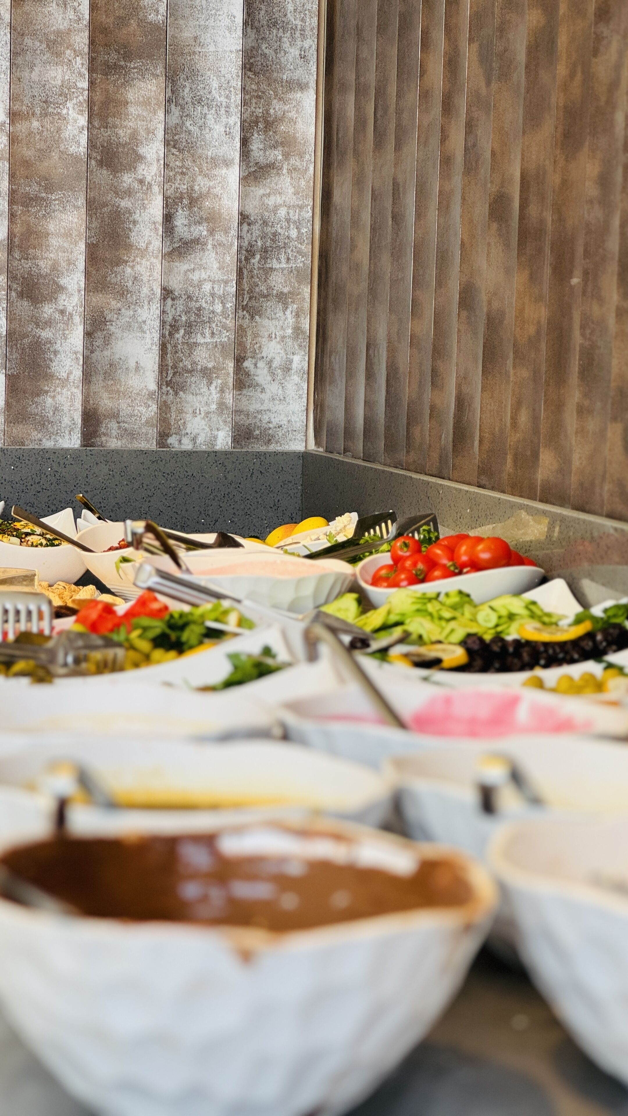 含每日吃到飽早餐