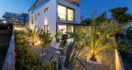 Luxury Villa Adria Apartments for large groups with Pools and Jacuzzi