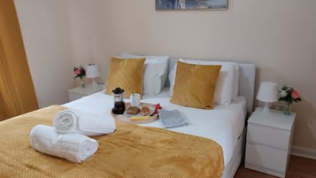 2 Schlafzimmer, Bügeleisen/Bügelbrett, kostenloses WLAN, Bettwäsche