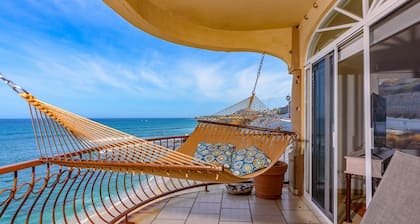 Premier Top Floor Corner 3 BR @ Las Olas Best Views of Surf, Steps from the Sand