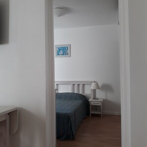 1 Schlafzimmer, Reisekinderbett, WLAN, Bettwäsche