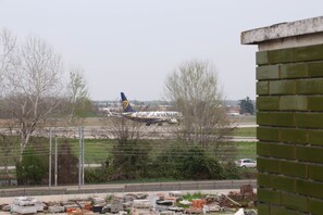 Terrace/patio - Flytosuite aeroporto attico mansarda  (Calderara di Reno)