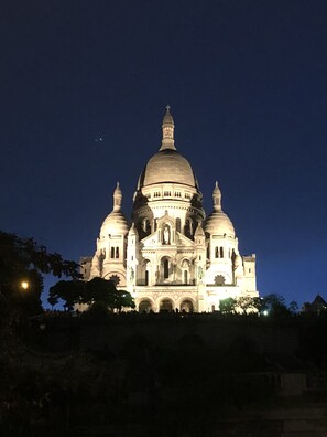 Point of interest - Appartement de Charme à Montmartre à 5 min de la Basilique du Sacré Coeur (Paris)