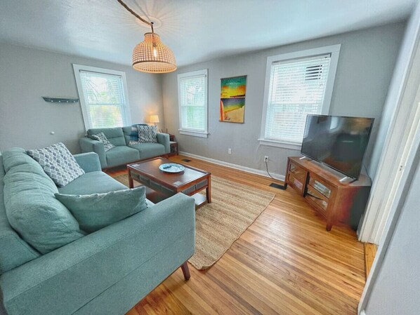 Smart TV, video games