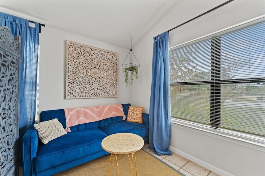 Breezy Retreat!walk To Beach!bikes!near Mayo Too! - Neptune Beach, FL