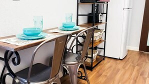 Dining - Container-Home with Wi-Fi & 3mi from Downtown Phx

 (Phoenix)