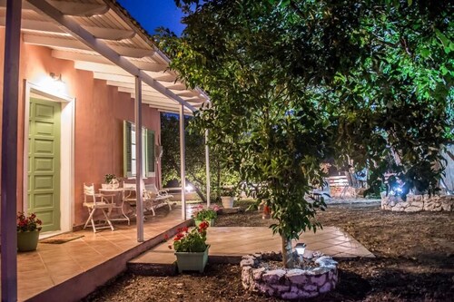 Ailanto Relaxing House