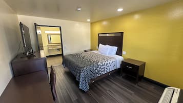 Habitación individual, 1 cama de matrimonio grande | Wifi gratis y ropa de cama