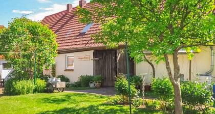 Beautiful home in Grünow with WiFi
