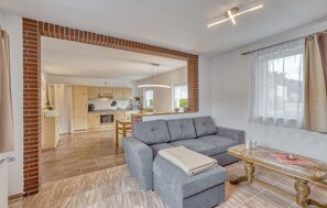 Fernseher, Stereoanlage