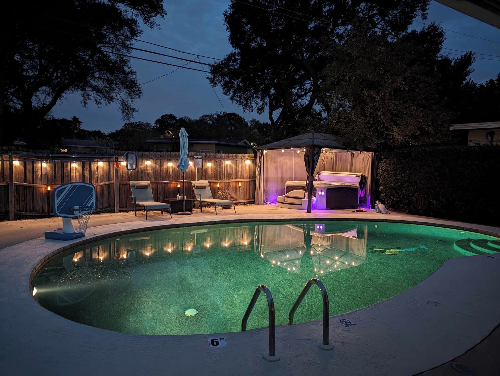 4BR/2BA saltwater pool home 5 min to Madeira Beach