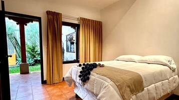 3 bedrooms, bed sheets