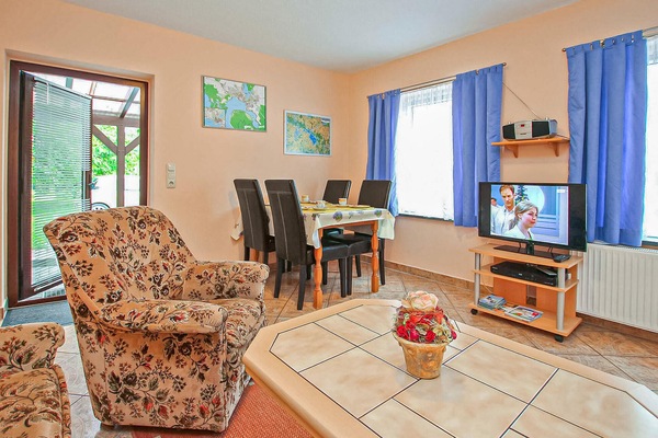 Fernseher, Stereoanlage