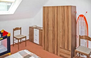 2 dormitoris, un bressol de viatge i wifi gratuïta