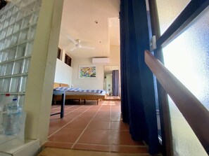 2 soverom, safe på rommet, strykejern/-brett og wi-fi (inkludert)