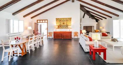 Monte da Vista Alegre, Tipico Monte Alentejano, 15 min de Elvas - Piscina - T6