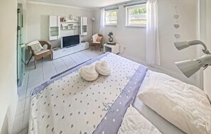 1 habitación, cuna de viaje y wifi 