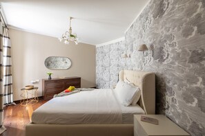 3 soverom, strykejern/-brett, wi-fi og sengetøy