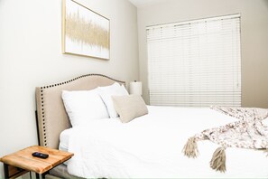 2 bedrooms, iron/ironing board, WiFi, bed sheets - Apartment In Houston Med Center (Houston)