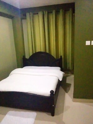 1 habitación, wifi y ropa de cama 