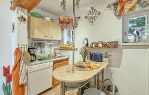 Fridge, microwave, oven, stovetop - Ferienwohnung Neppermin/Usedom (Neppermin/Usedom)