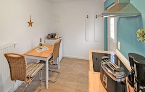 Fridge, stovetop, cookware/dishes/utensils