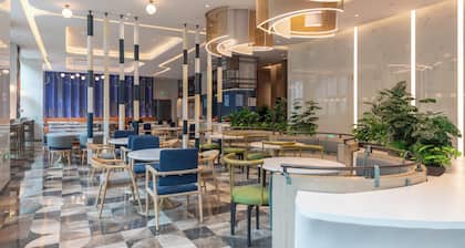 Holiday Inn Express Shanghai Changfeng Park by IHG