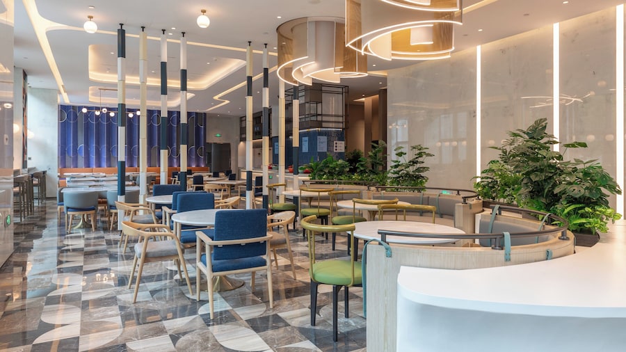 Holiday Inn Express Shanghai Changfeng Park by IHG