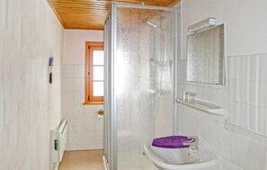 Ducha y secador de pelo