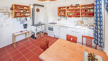 KylskÄp, ugn och spishÀll