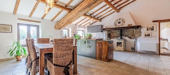 Il Casale di John - Discover Authentic Italy