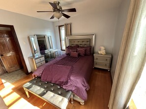 2 chambres, fer et planche Ă repasser, Wi-Fi, draps fournis