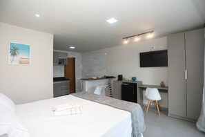 1 bedroom, hypo-allergenic bedding, pillow-top beds