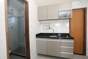 Shower, towels, toilet paper - Solaris Serrambi Flats (Ipojuca)