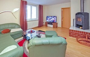 TV, peis og stereoanlegg