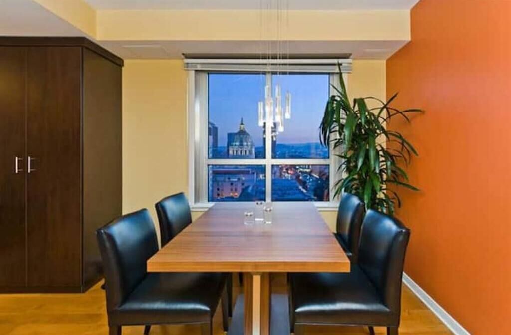 Penthouse Studio w BBQ and Rooftop Deck - San Francisco Life Real Estate 