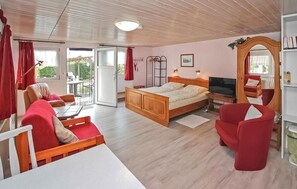 Fernseher, Stereoanlage